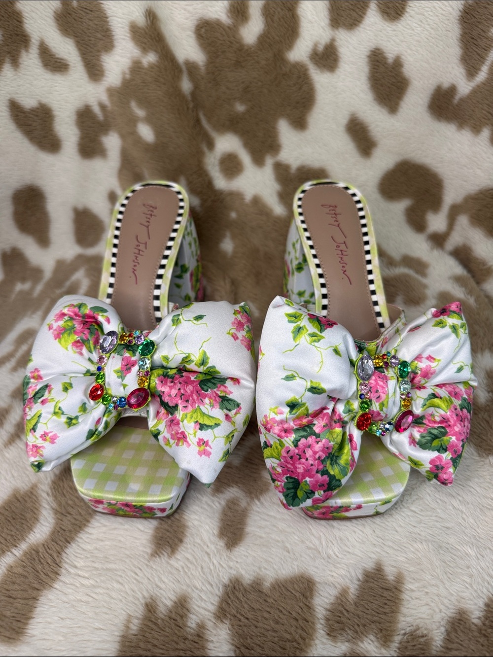 Betsey Johnson White Floral Bow Slide Sandals with Gem Accents